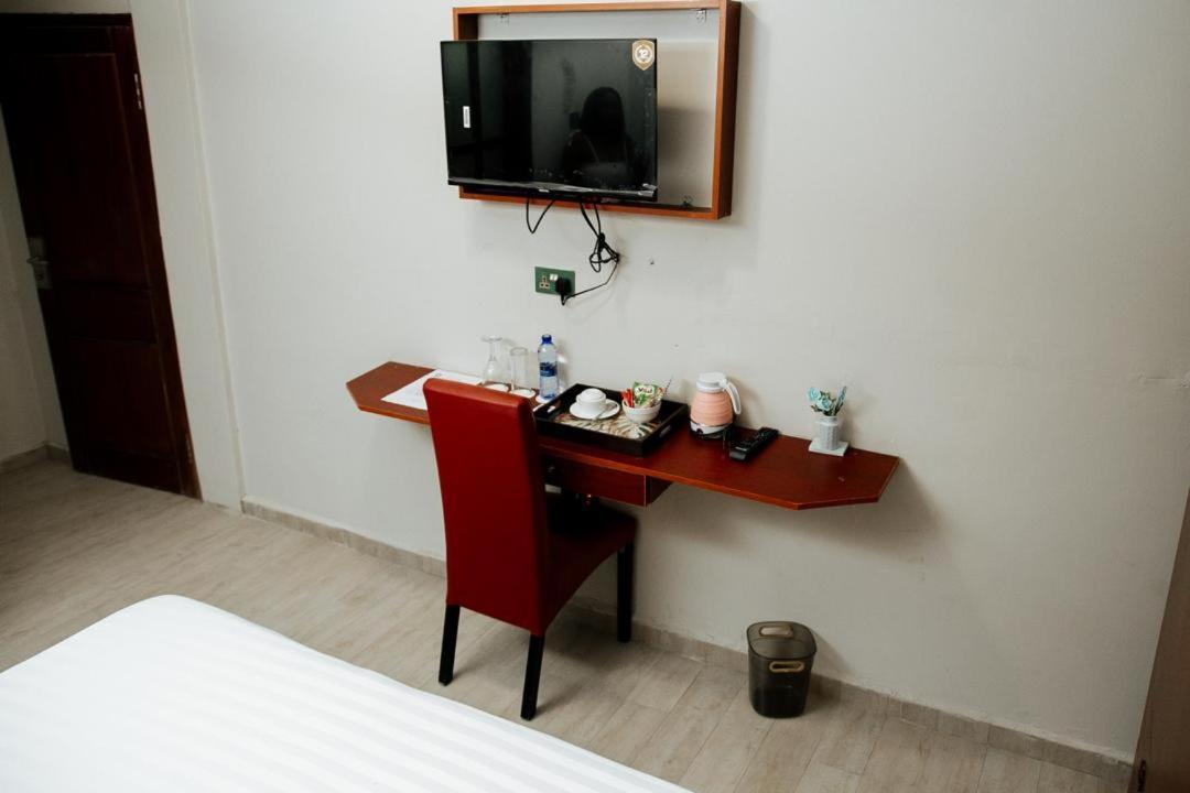 Ocean6 Hotel Kokrobite Kültér fotó